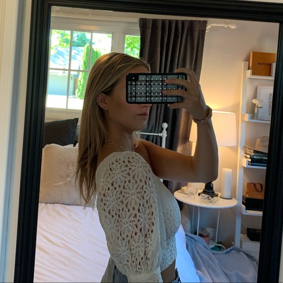 White lace one shoulder cropped blouse - Picture 3 of 7